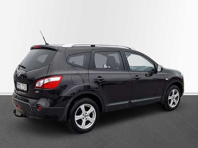 Nissan Qashqai+2