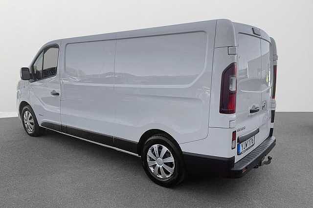 Nissan NV300