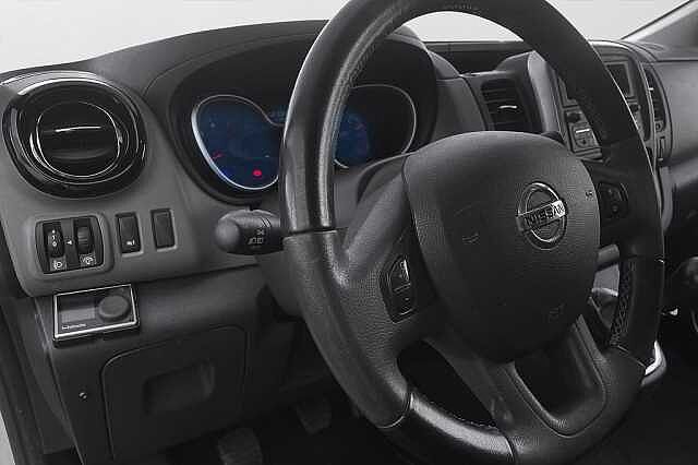 Nissan NV300