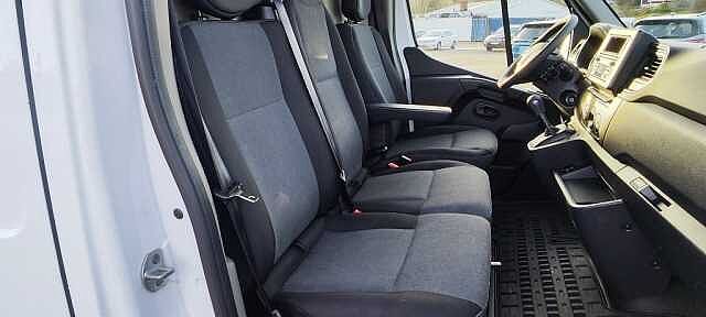 Nissan NV400 219.500:- ex moms